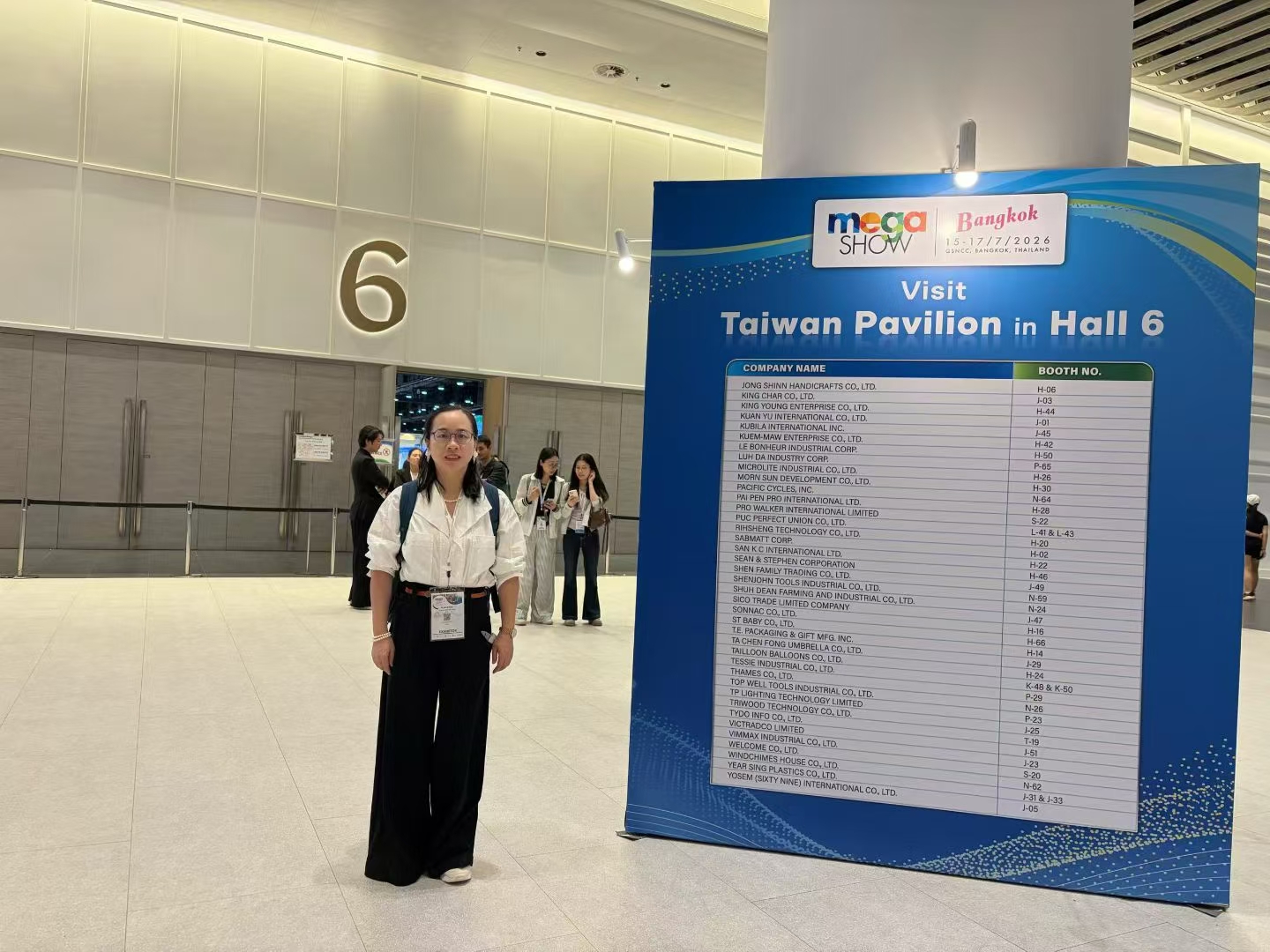 Immerse in Interactive Technology! Hunan Top Smart Debuts at Thailand Electronics Show, Attracting Numerous Prospective Overseas Partners